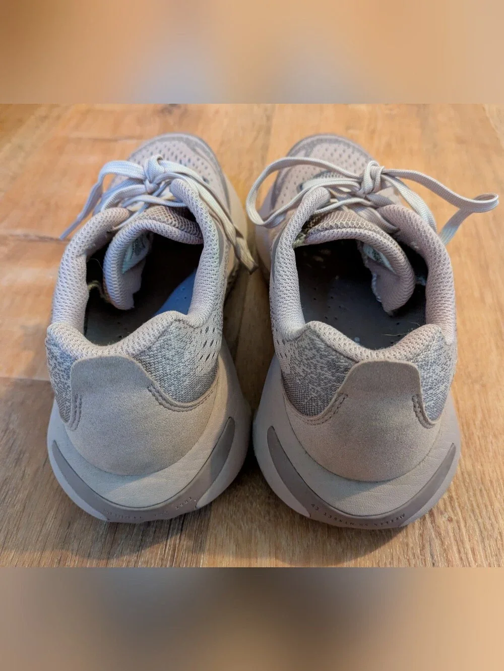 Merrell Morphlite Women's Size 8 Athletic Shoes